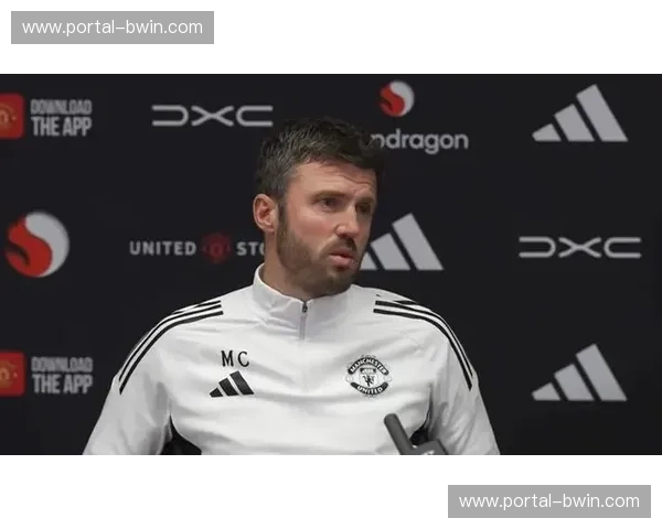 卡里克激活谢什科战术价值 高中锋作为前场支点串联进攻